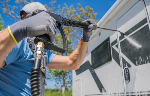 Mobile Home Pressure Washing